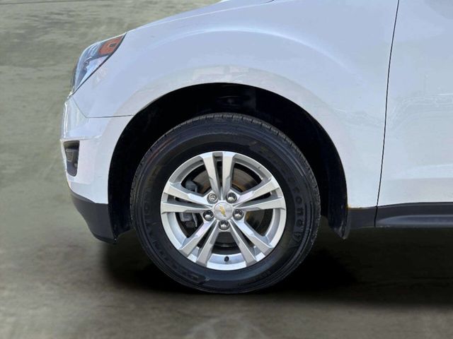 2017 Chevrolet Equinox FWD 4dr LS - 23000003 - 32