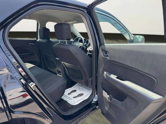 2017 Chevrolet Equinox FWD 4dr LS - 23049610 - 16