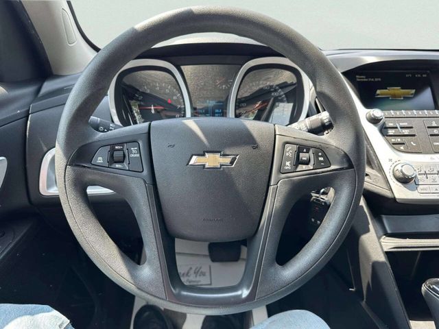 2017 Chevrolet Equinox FWD 4dr LS - 23049610 - 21
