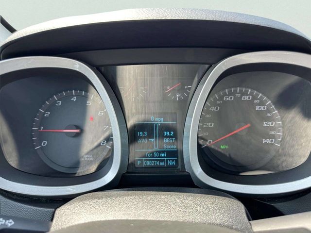 2017 Chevrolet Equinox FWD 4dr LS - 23049610 - 26