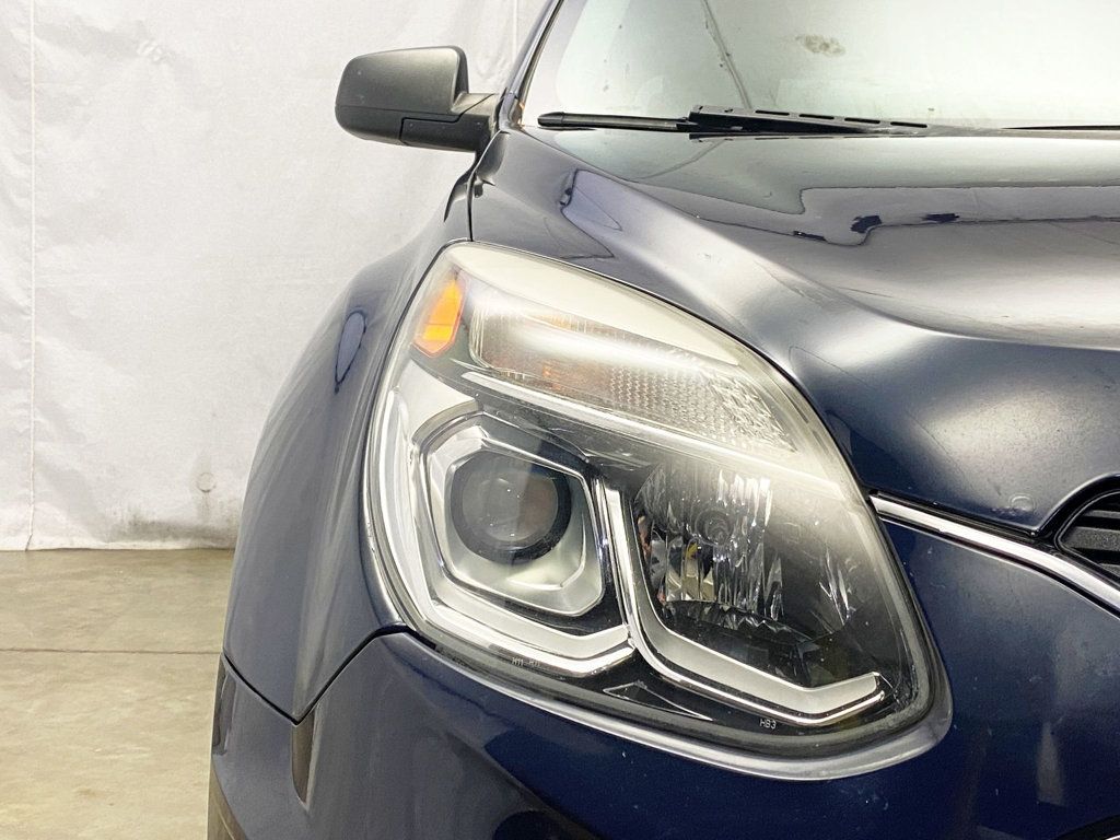 2017 Chevrolet Equinox FWD 4dr LS - 22950779 - 11