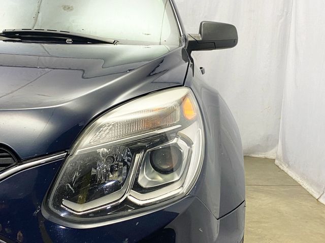 2017 Chevrolet Equinox FWD 4dr LS - 22950779 - 12