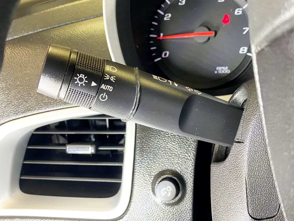 2017 Chevrolet Equinox FWD 4dr LS - 22950779 - 21