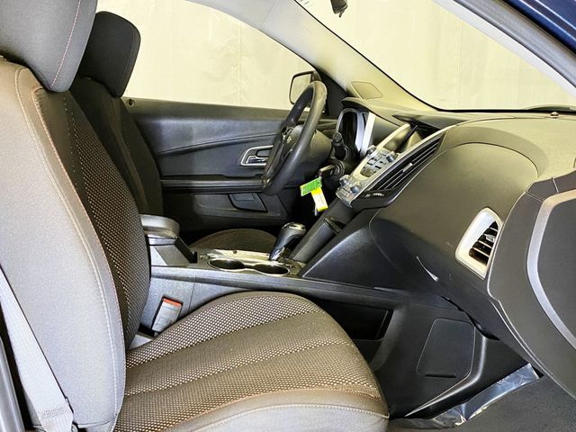 2017 Chevrolet Equinox FWD 4dr LS - 22950779 - 35