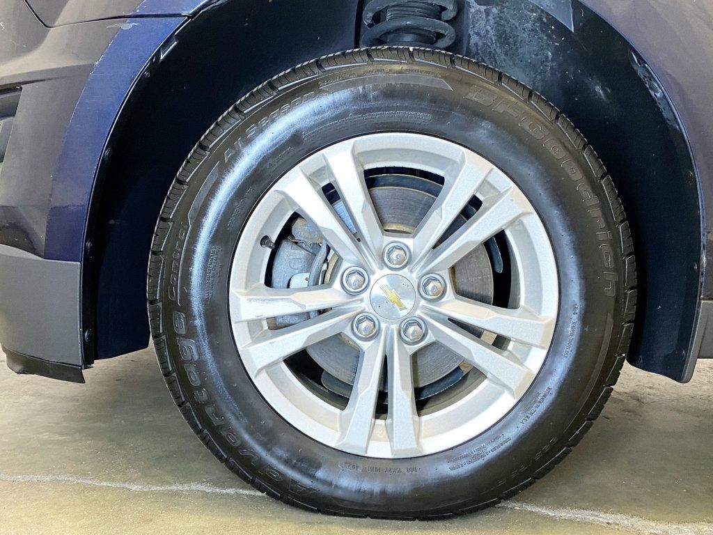 2017 Chevrolet Equinox FWD 4dr LS - 22950779 - 52