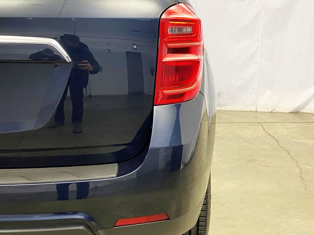 2017 Chevrolet Equinox FWD 4dr LS - 22950779 - 6