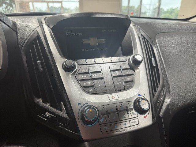 2017 Chevrolet Equinox FWD 4dr LT w/1LT - 23049449 - 15