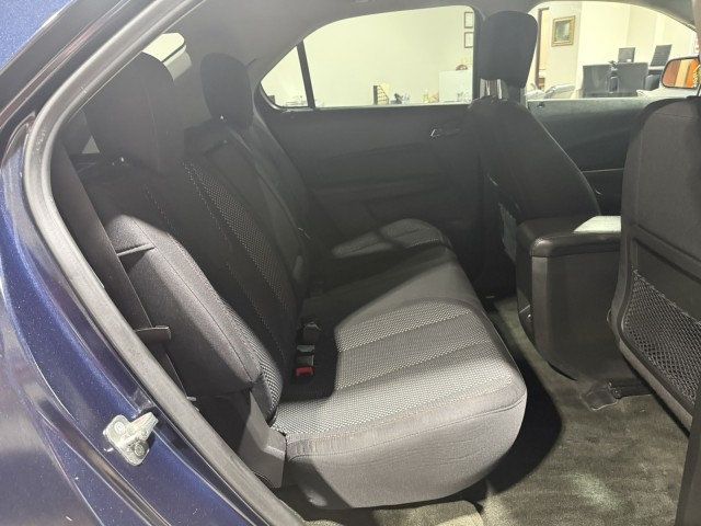2017 Chevrolet Equinox FWD 4dr LT w/1LT - 23049449 - 24