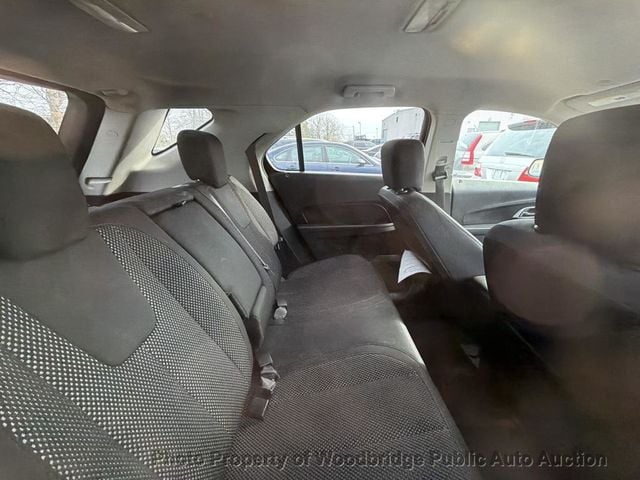 2017 Chevrolet Equinox FWD 4dr LT w/1LT - 22980709 - 8