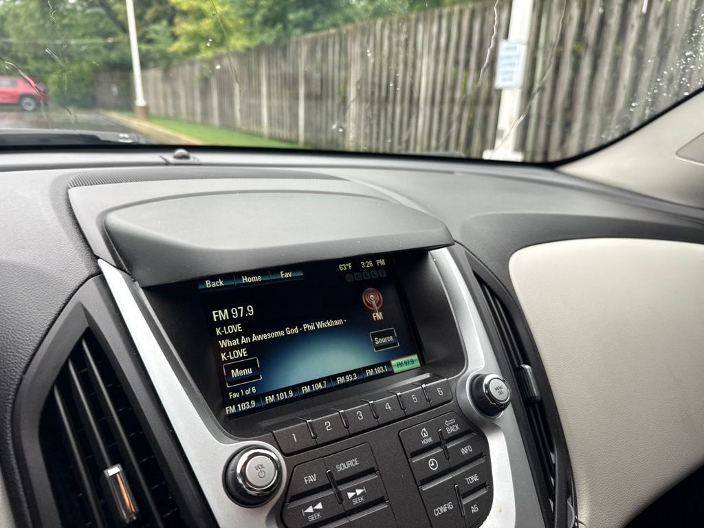 2017 Chevrolet Equinox FWD 4dr LT w/1LT - 23042306 - 11