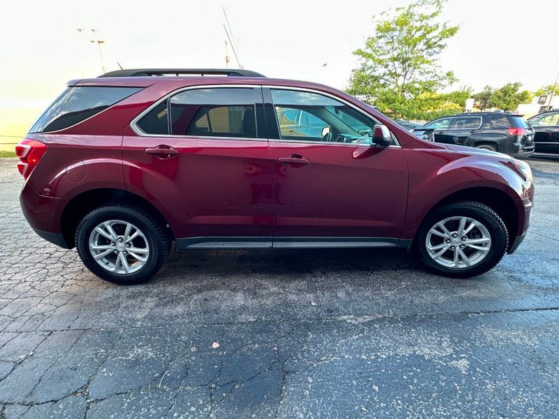 2017 Chevrolet Equinox FWD 4dr LT w/1LT - 22909638 - 9