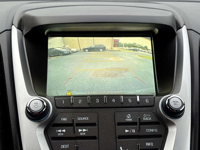 2017 Chevrolet Equinox FWD 4dr LT w/1LT - 23043558 - 24