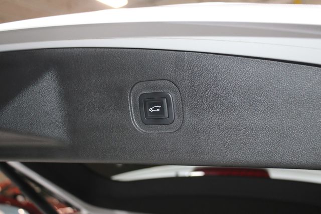 2017 Chevrolet Equinox FWD 4dr Premier - 22987405 - 30