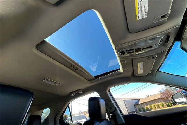 2017 Chevrolet Equinox FWD 4dr Premier - 22911016 - 29