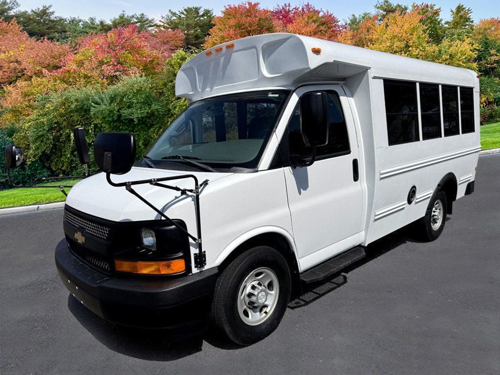 2017 Chevrolet Express 3500 Multifunction Shuttle Bus 18k Miles For Students Schools Teams Charters & Churches - 22808266 - 2