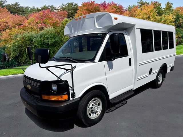 2017 Chevrolet Express 3500 Multifunction Shuttle Bus 18k Miles For Students Schools Teams Charters & Churches - 22808266 - 2