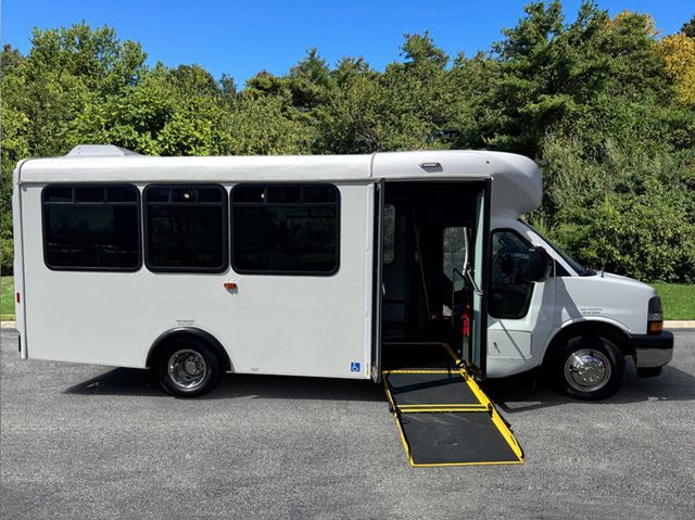 2017 Chevrolet Express 4500 Arboc Handicap-Accessible Shuttle Bus For Adults Church Seniors & Handicapped Transportation - 23002161 - 12