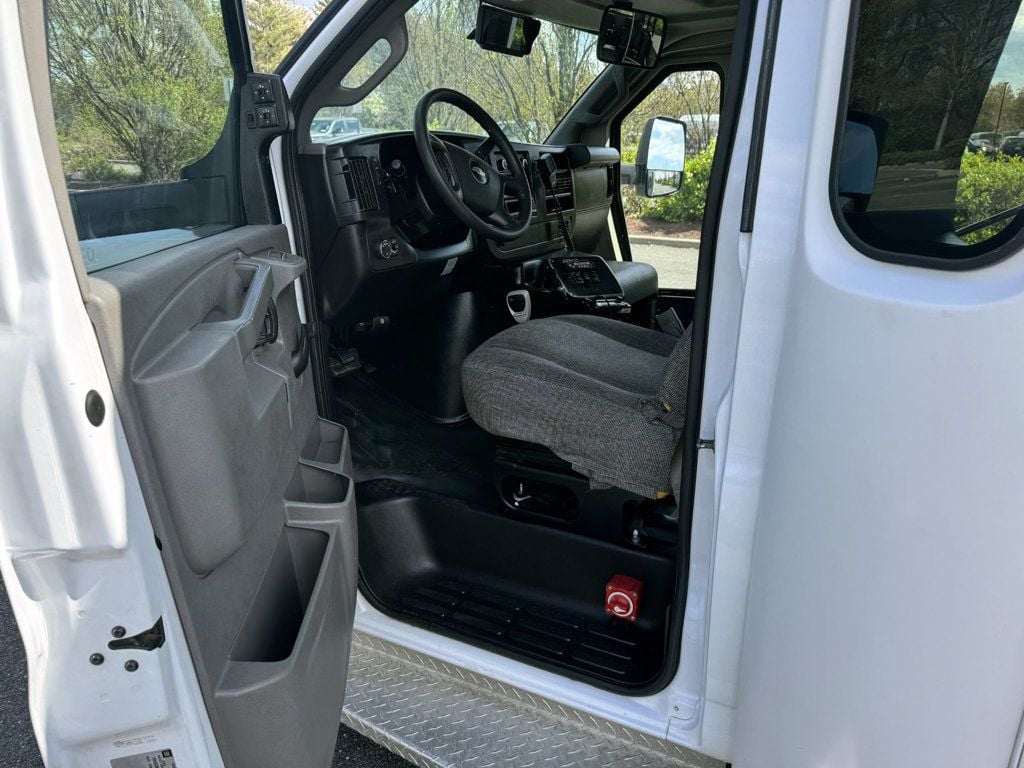 2017 Chevrolet Express 4500 Arboc Handicap-Accessible Shuttle Bus For Adults Church Seniors & Handicapped Transportation - 23002161 - 16