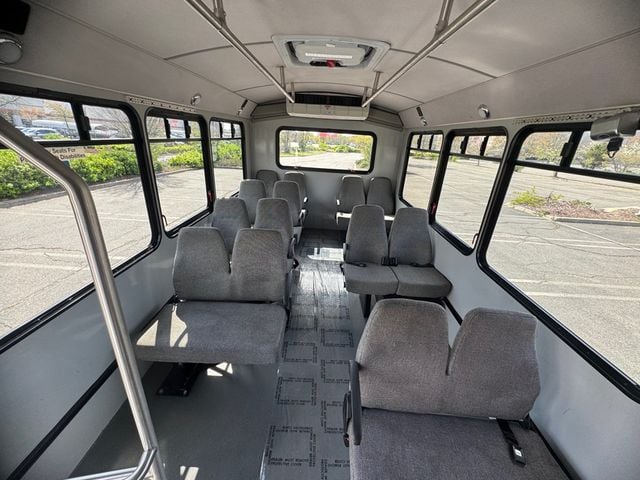 2017 Chevrolet Express 4500 Arboc Handicap-Accessible Shuttle Bus For Adults Church Seniors & Handicapped Transportation - 23002161 - 22