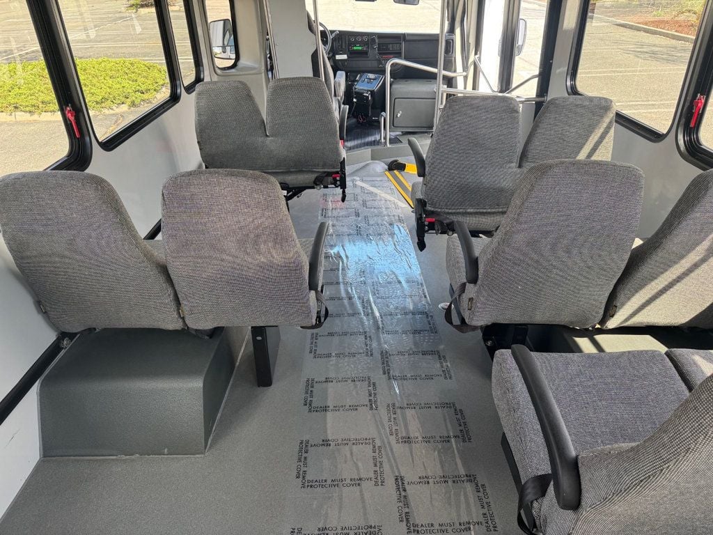 2017 Chevrolet Express 4500 Arboc Handicap-Accessible Shuttle Bus For Adults Church Seniors & Handicapped Transportation - 23002161 - 26