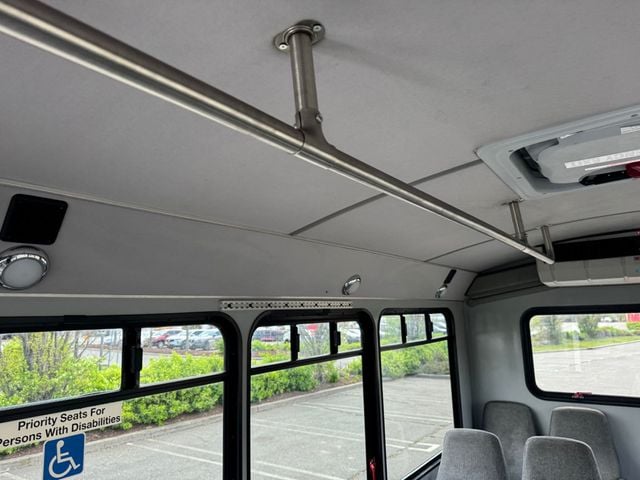 2017 Chevrolet Express 4500 Arboc Handicap-Accessible Shuttle Bus For Adults Church Seniors & Handicapped Transportation - 23002161 - 37