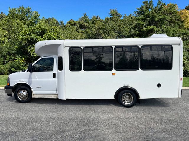2017 Chevrolet Express 4500 Arboc Handicap-Accessible Shuttle Bus For Adults Church Seniors & Handicapped Transportation - 23002161 - 3