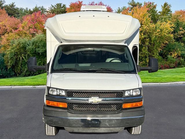 2017 Chevrolet Express 4500 Arboc Non-CDL Wheelchair Shuttle Bus For Seniors Paratransit Adult Daycare Handicapped - 22773889 - 14