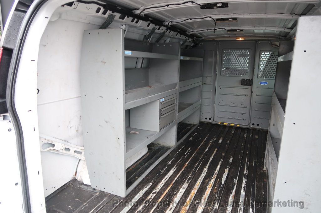 2017 Chevrolet Express Cargo Van Express 3500 Cargo Van 135" - 22984024 - 15