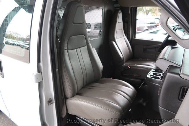 2017 Chevrolet Express Cargo Van Express 3500 Cargo Van 135" - 22984024 - 21