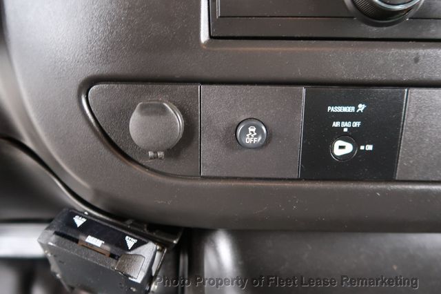 2017 Chevrolet Express Cargo Van Express 3500 Cargo Van 135" - 22984024 - 28