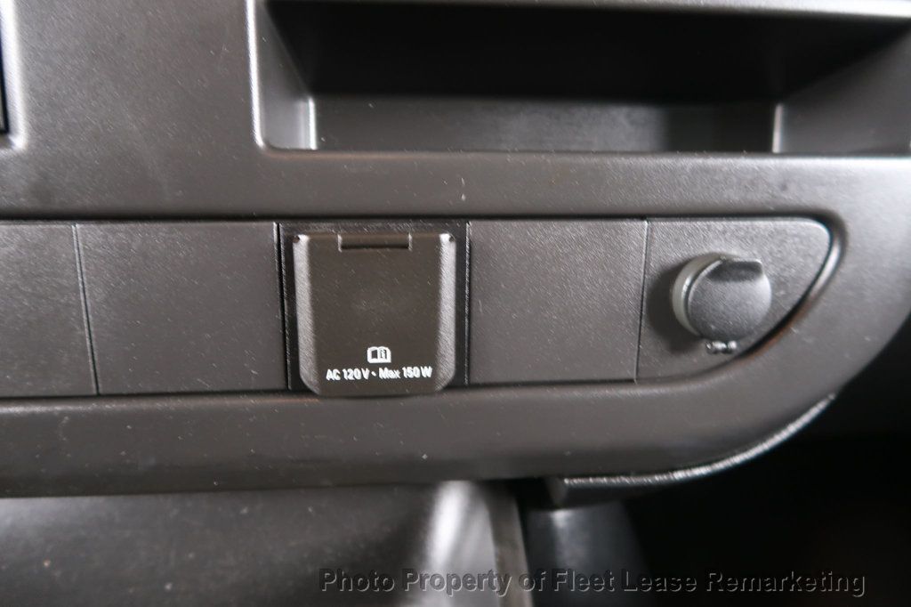 2017 Chevrolet Express Cargo Van Express 3500 Cargo Van 135" - 22984024 - 29