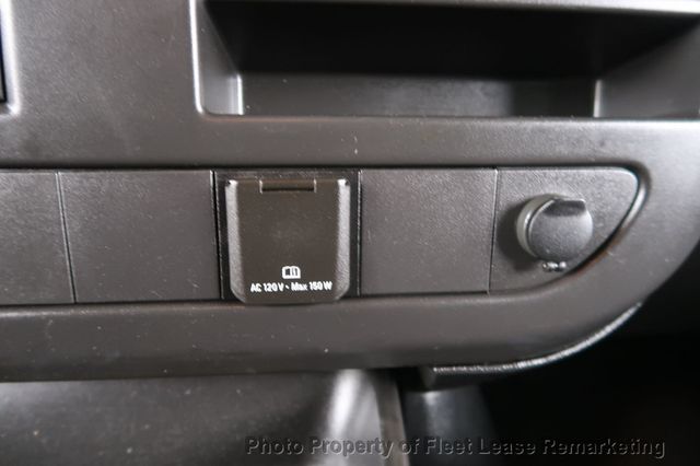 2017 Chevrolet Express Cargo Van Express 3500 Cargo Van 135" - 22984024 - 29