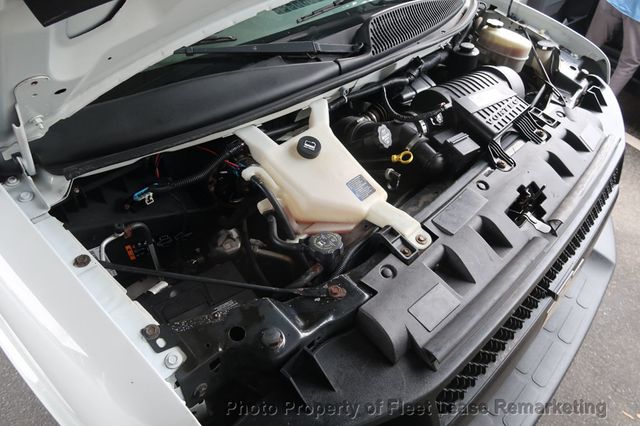 2017 Chevrolet Express Cargo Van Express 3500 Cargo Van 135" - 22984024 - 33