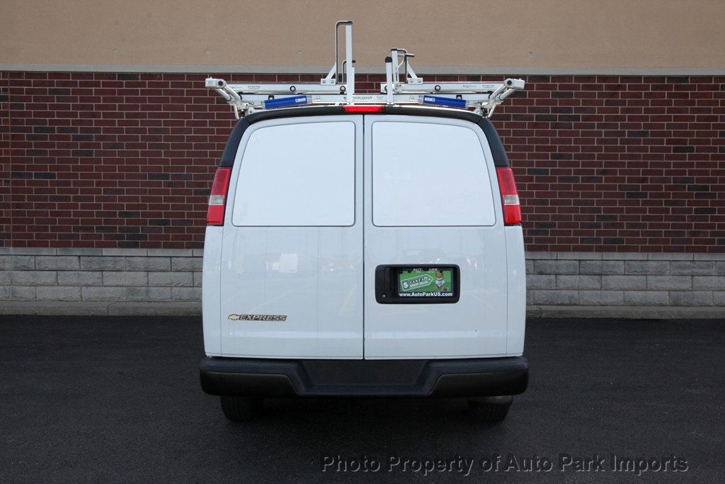 2017 Chevrolet Express Cargo Van 2500 photo 13
