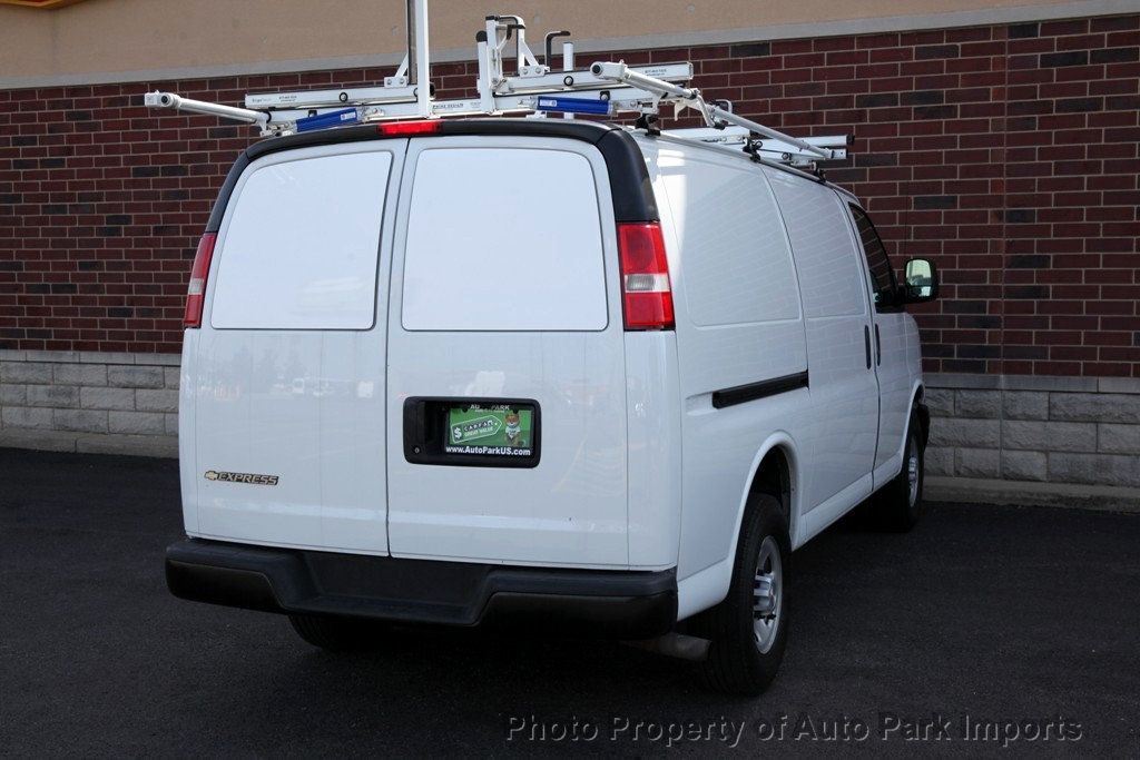 2017 Chevrolet Express Cargo Van 2500 photo 15