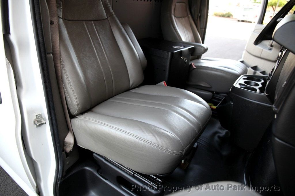 2017 Chevrolet Express Cargo Van 2500 photo 24