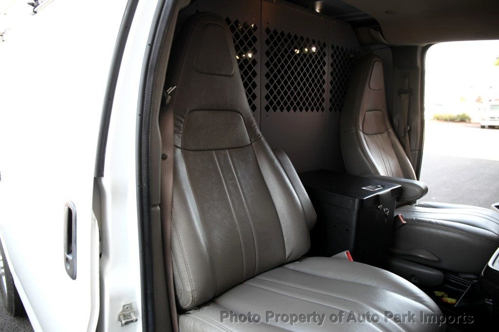 2017 Chevrolet Express Cargo Van 2500 photo 25