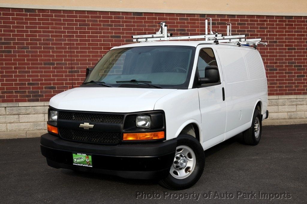 2017 Chevrolet Express Cargo Van 2500 photo 2