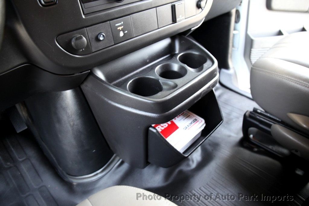 2017 Chevrolet Express Cargo Van 2500 photo 28