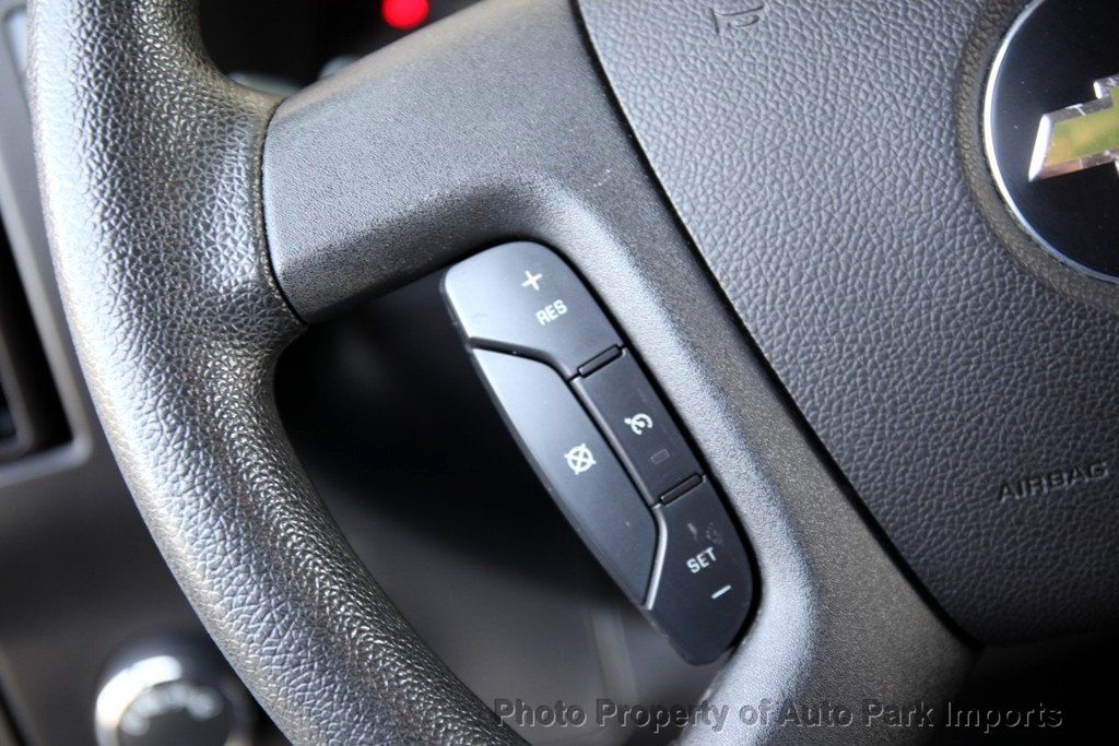 2017 Chevrolet Express Cargo Van 2500 photo 31