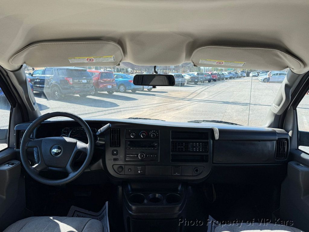 2017 Chevrolet Express Cargo Van RWD 2500 135" - 22973149 - 11