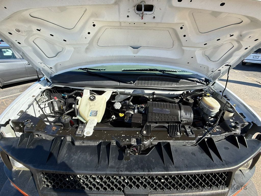 2017 Chevrolet Express Cargo Van RWD 2500 135" - 22973149 - 21