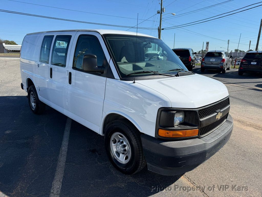 2017 Chevrolet Express Cargo Van RWD 2500 135" - 22973149 - 2