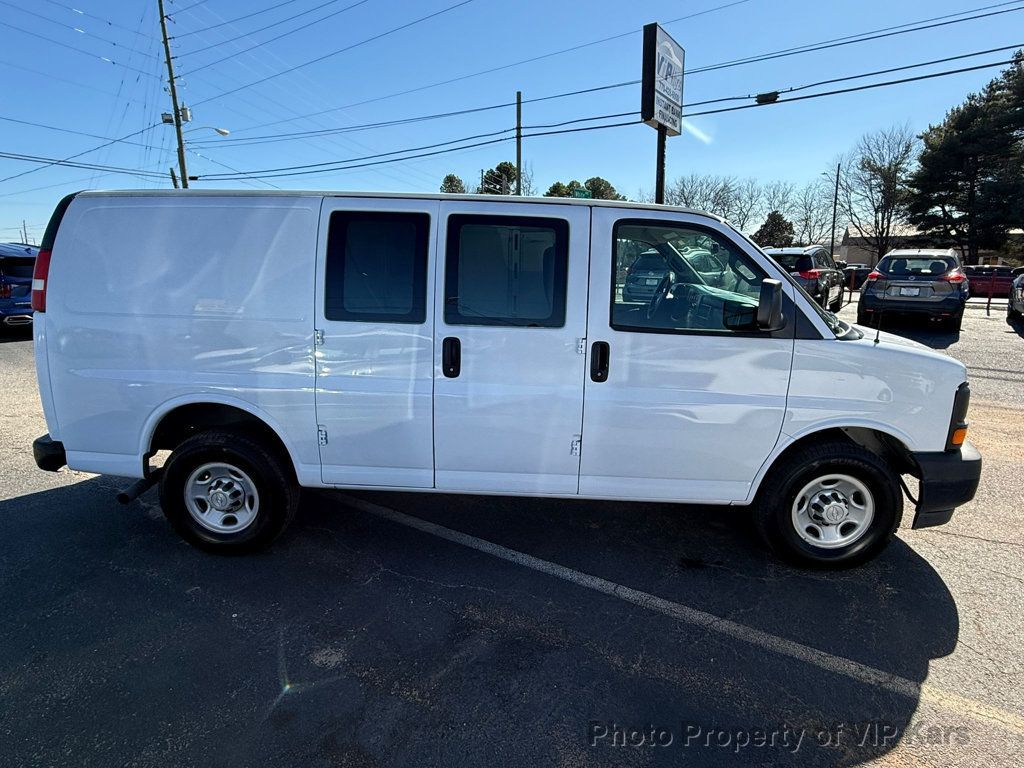 2017 Chevrolet Express Cargo Van RWD 2500 135" - 22973149 - 3