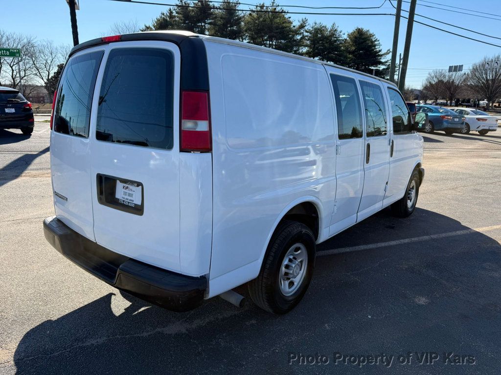 2017 Chevrolet Express Cargo Van RWD 2500 135" - 22973149 - 4