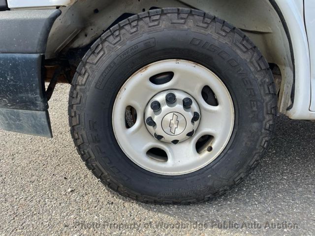 2017 Chevrolet Express Cargo Van RWD 2500 135" - 22947031 - 11