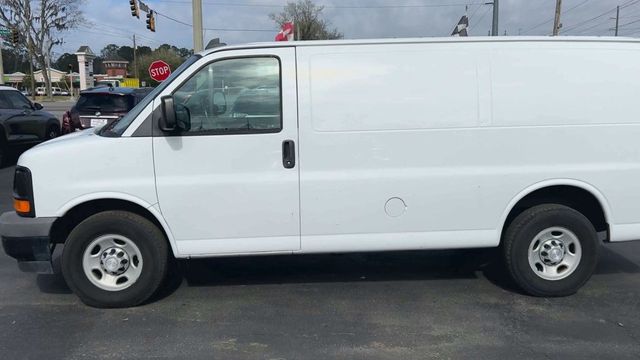 2017 Chevrolet Express Cargo Van RWD 2500 135" - 22988230 - 4