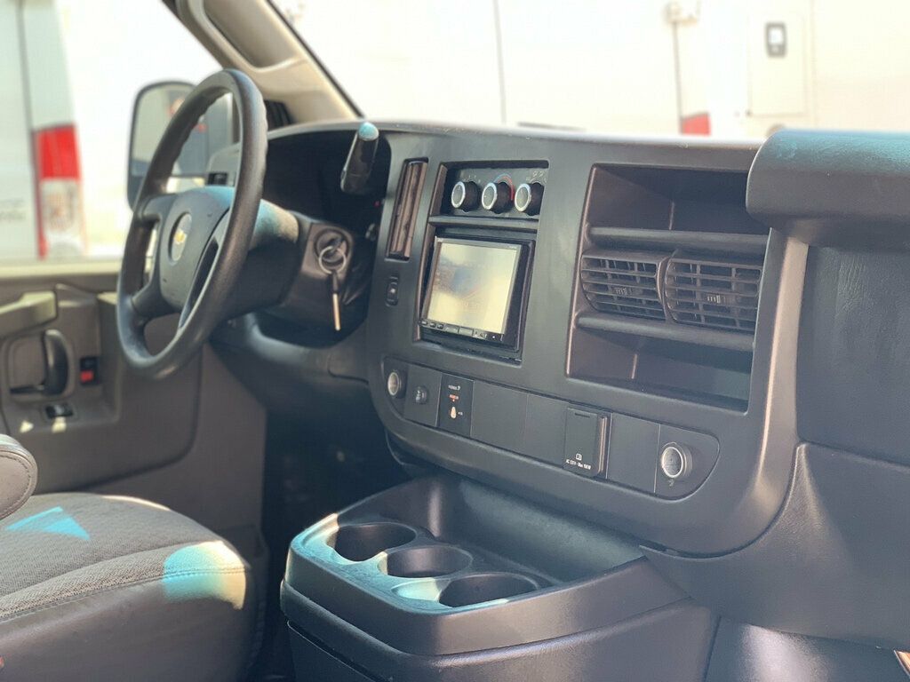 2017 Chevrolet Express Cargo Van RWD 2500 135" - 23072715 - 15