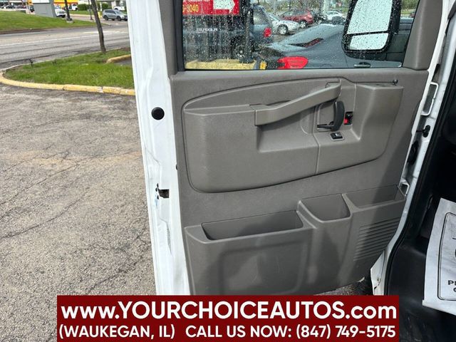 2017 Chevrolet Express Cargo Van RWD 2500 155" - 23020818 - 10