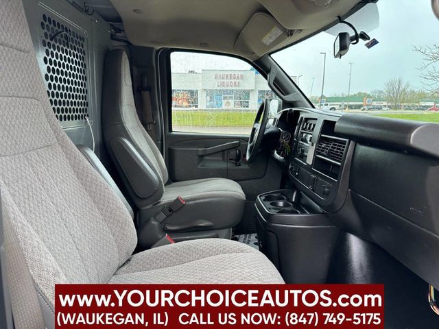 2017 Chevrolet Express Cargo Van RWD 2500 155" - 23020818 - 22